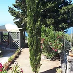 Le Pigne Casa Vacanze. アパート ポッリカ