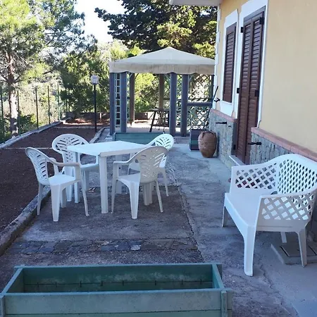 Le Pigne Casa Vacanze. アパート *